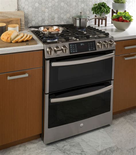 Feb 8, 2024 · Best Induction Range: Frigidaire 30" Induction Range. Best Double Oven Gas Range: LG 6.9 cu. ft. Gas Double Oven Range with ProBake Convection and EasyClean. Best Double Oven Electric Range ... 